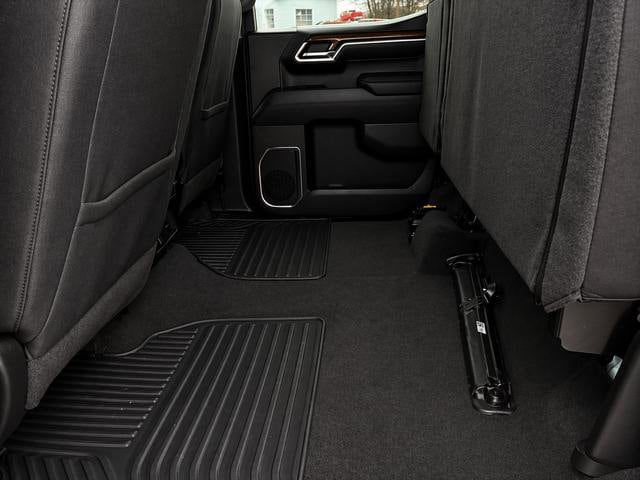 2025 Chevrolet Silverado 1500 LT - Photo 13