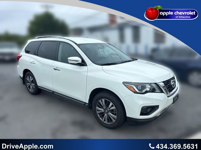 2017 Nissan Pathfinder S 2WD's photo