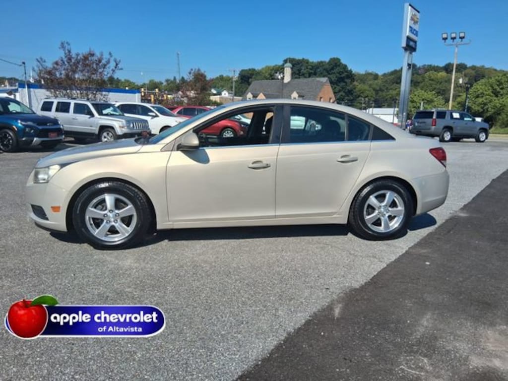 Used 2012 Chevrolet Cruze LT w/1LT Car