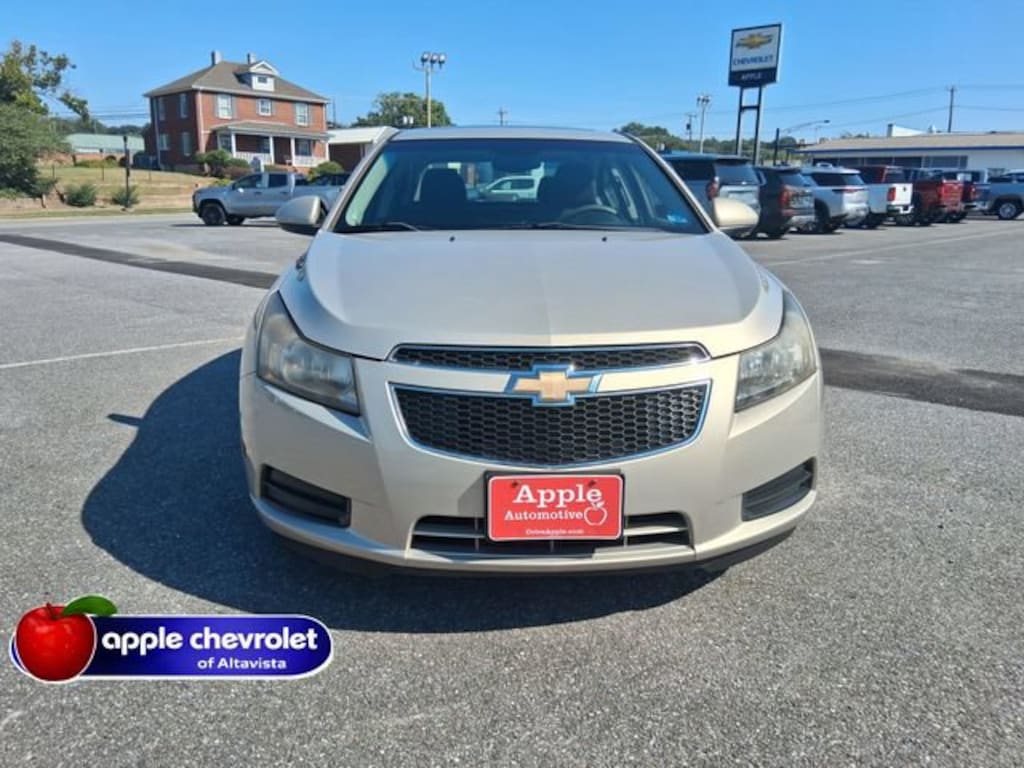 Used 2012 Chevrolet Cruze LT w/1LT Car
