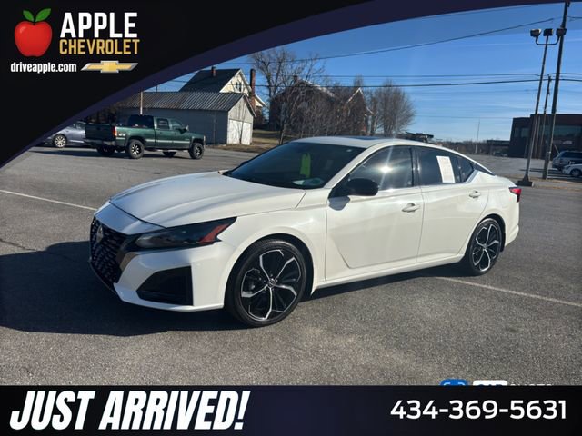 2024 Nissan Altima SR