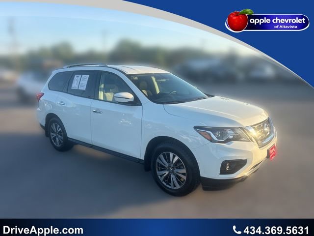 2017 Nissan Pathfinder SV 4WD's photo