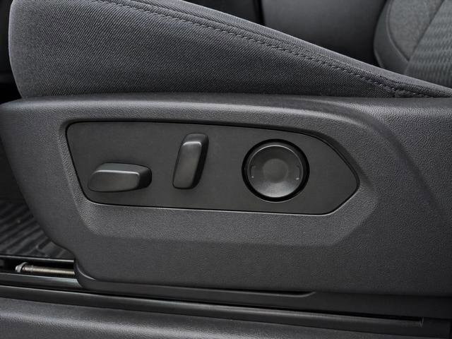 2025 Chevrolet Silverado 1500 LT - Photo 21