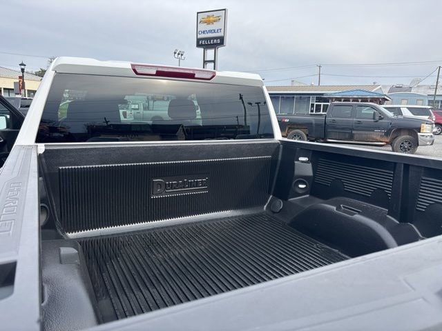 2025 Chevrolet Silverado 1500 LT - Photo 6