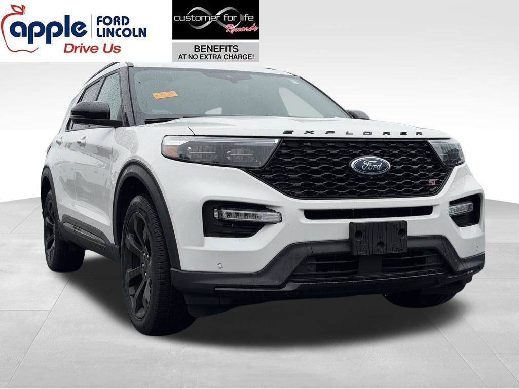 2023 Ford Explorer ST 4WD's photo