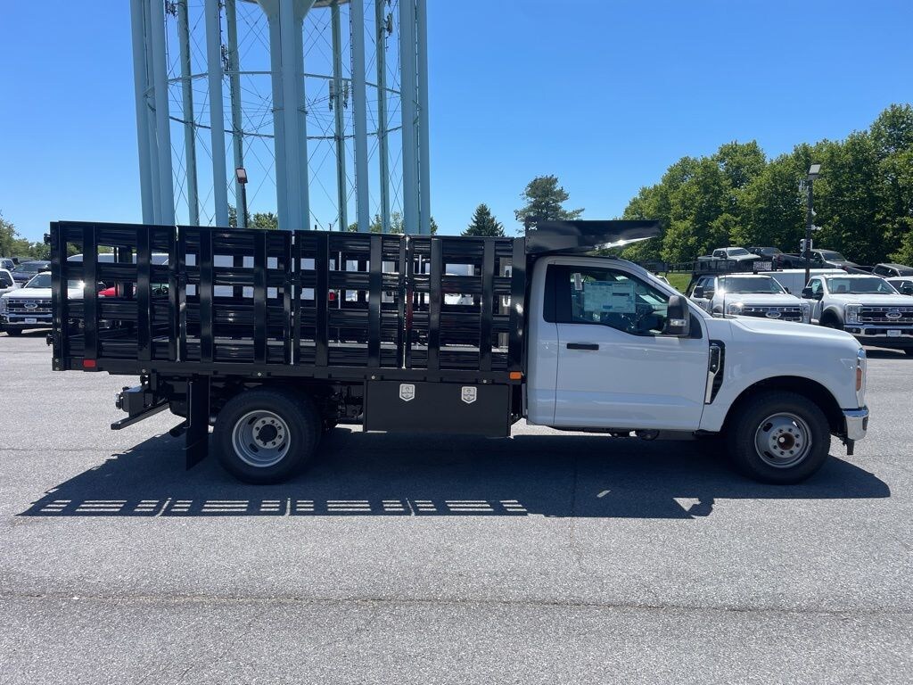 New 2026 Ford F-350SD XL Chassis