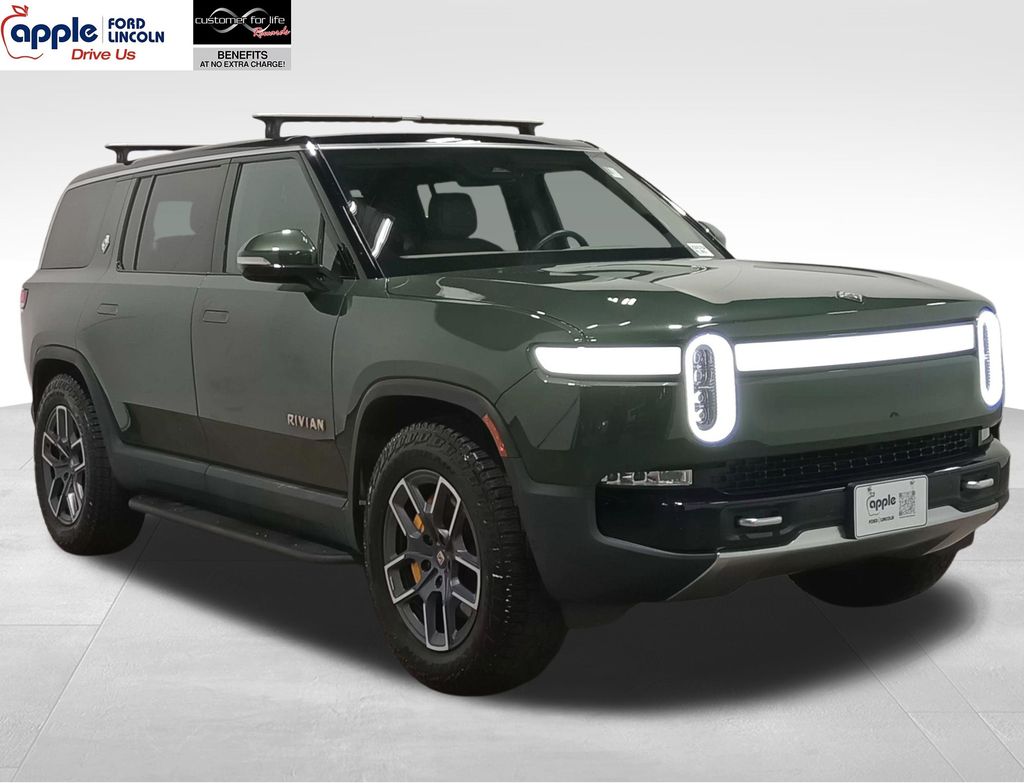2023 Rivian R1S Adventure Quad-Motor Large Pack's photo
