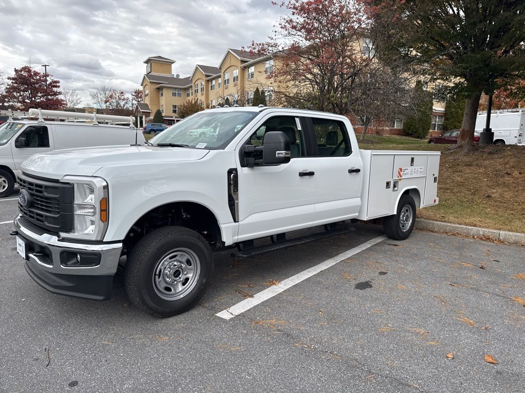 2026 Ford F-250 Super Duty XL's photo