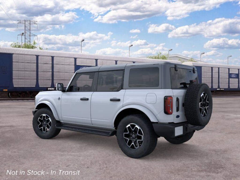 New 2026 Ford Bronco Outer Banks SUV