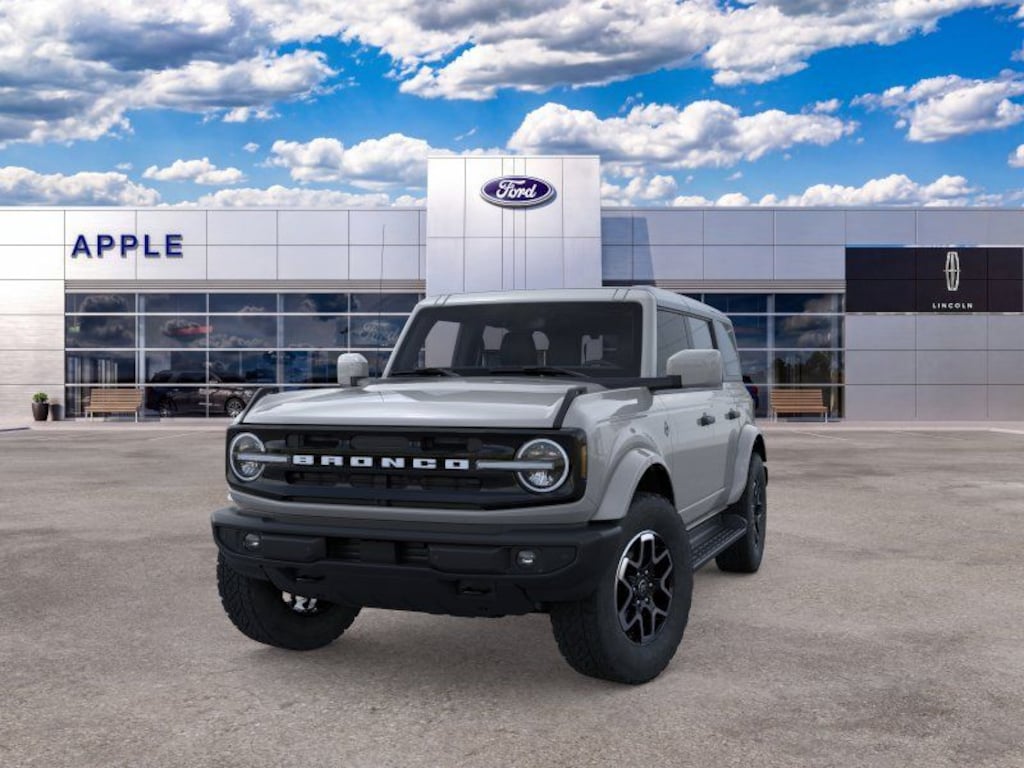 New 2026 Ford Bronco Outer Banks SUV