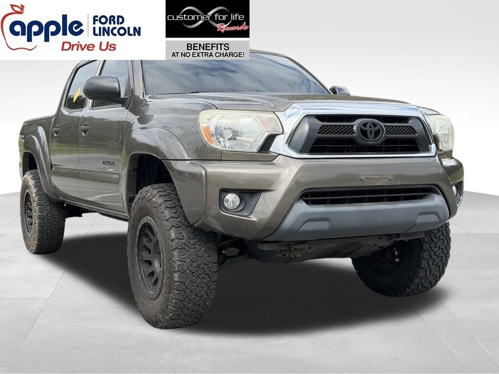 Used 2015 Toyota Tacoma Base Truck
