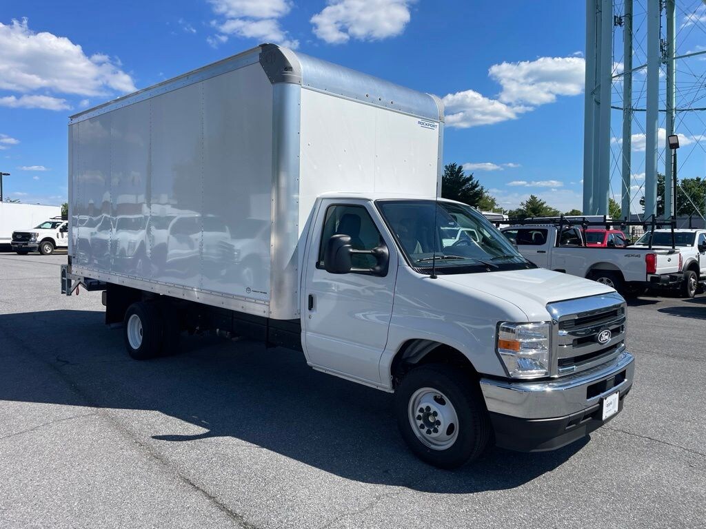 New 2027 Ford E-450SD Base Cab/Chassis