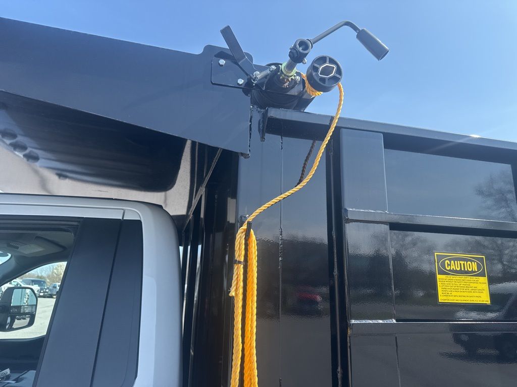 2025 Ford F-450 Super Duty Chassis Cab XL - Photo 12