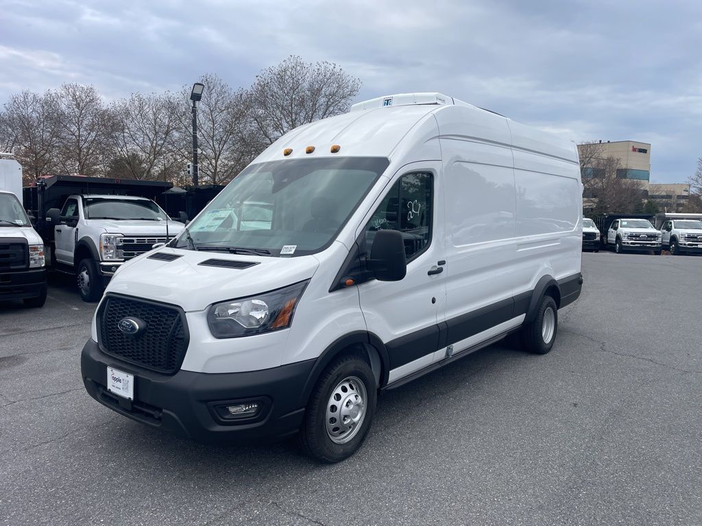 2025 Ford Transit Van Base's photo