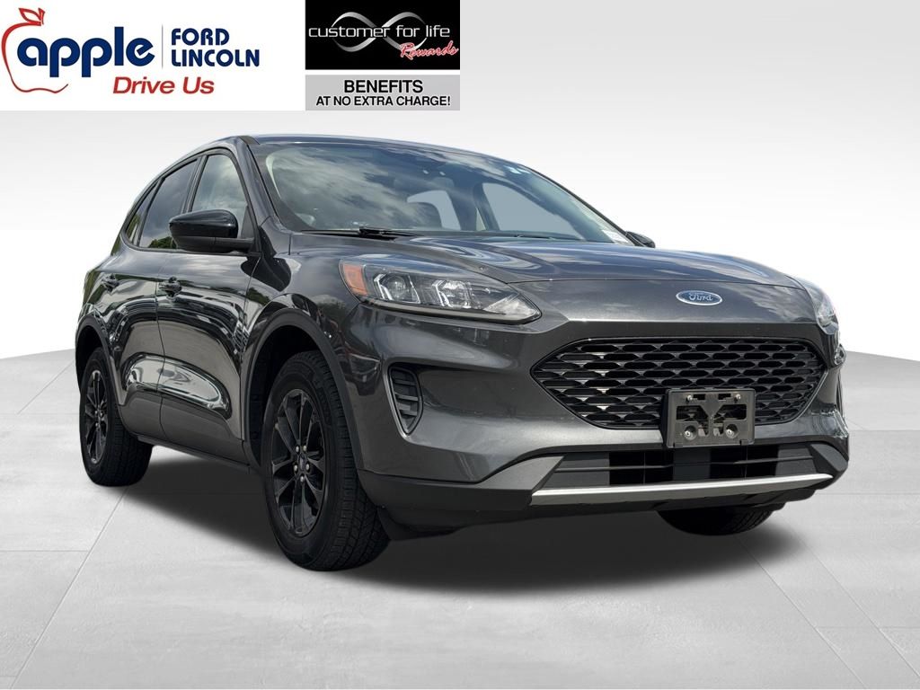 2020 Ford Escape SE Sport Hybrid AWD's photo