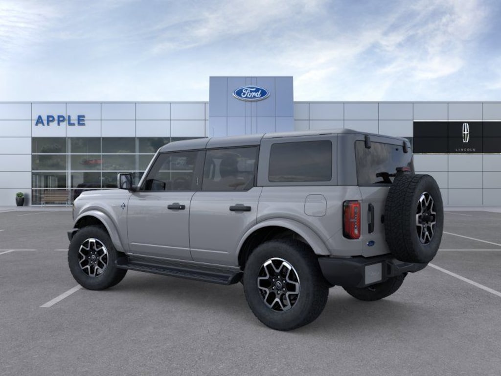 New 2026 Ford Bronco Outer Banks SUV