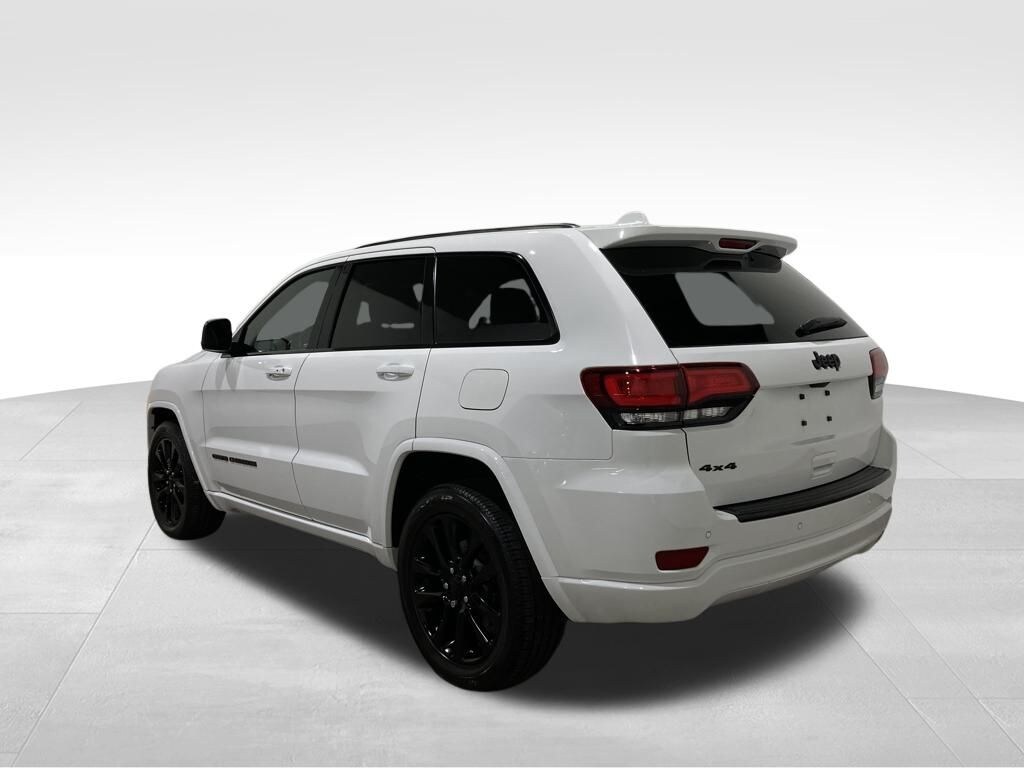 Certified 2018 Jeep Grand Cherokee Altitude SUV