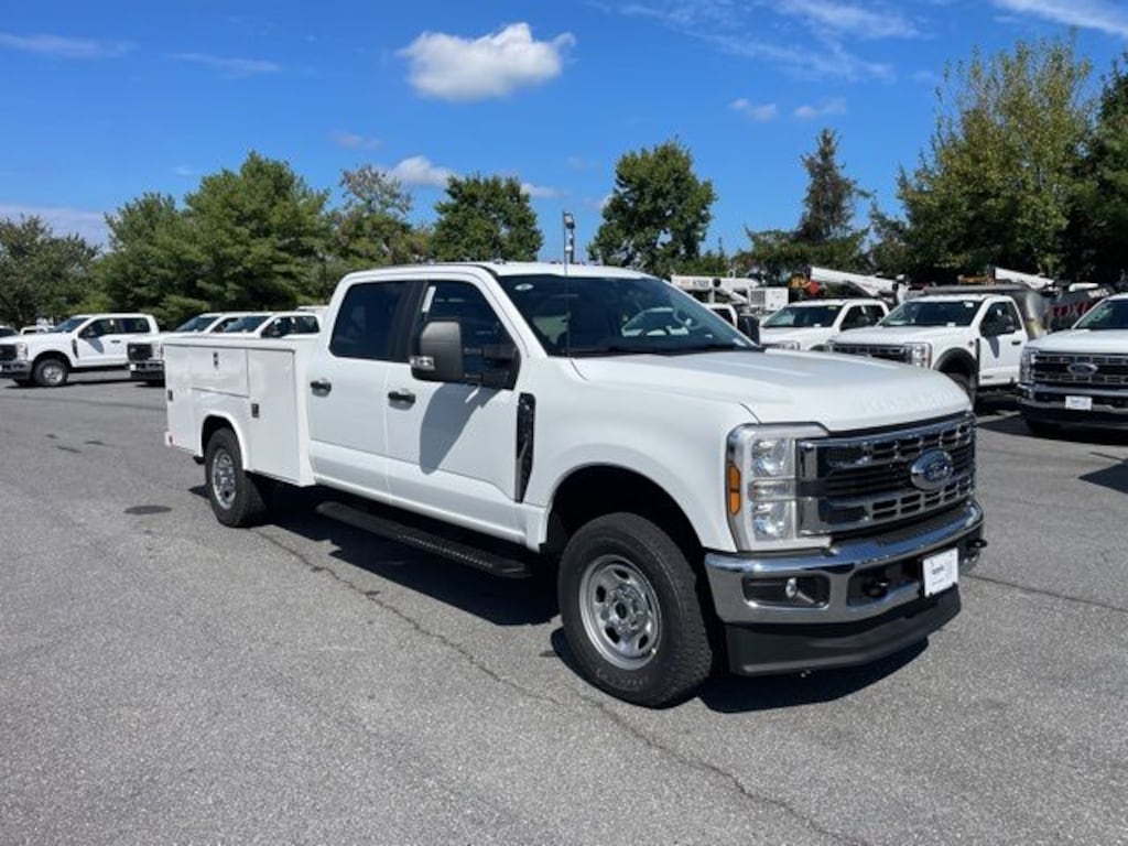 New 2026 Ford F-350SD XL Chassis