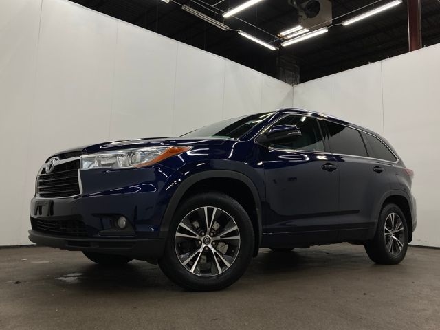 2016 Toyota Highlander