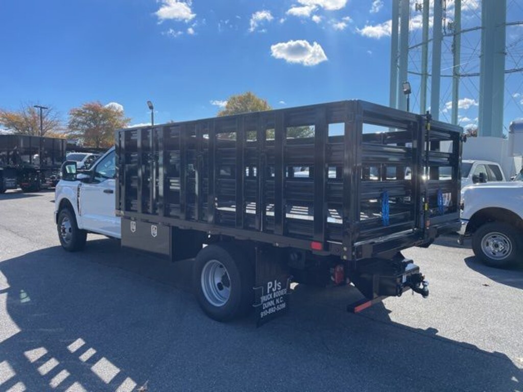 New 2026 Ford F-350SD XL Chassis