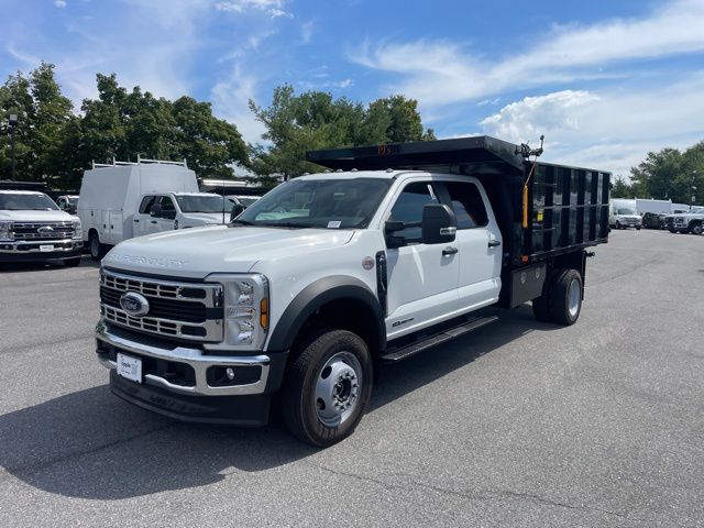 2025 Ford F-550 Super Duty Chassis Cab XL's photo