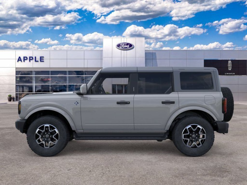 New 2026 Ford Bronco Outer Banks SUV