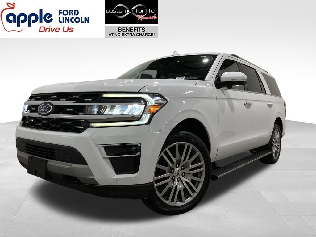2022 Ford Expedition Limited's photo