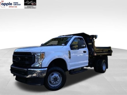 2022 Ford F-350SD XL Chassis