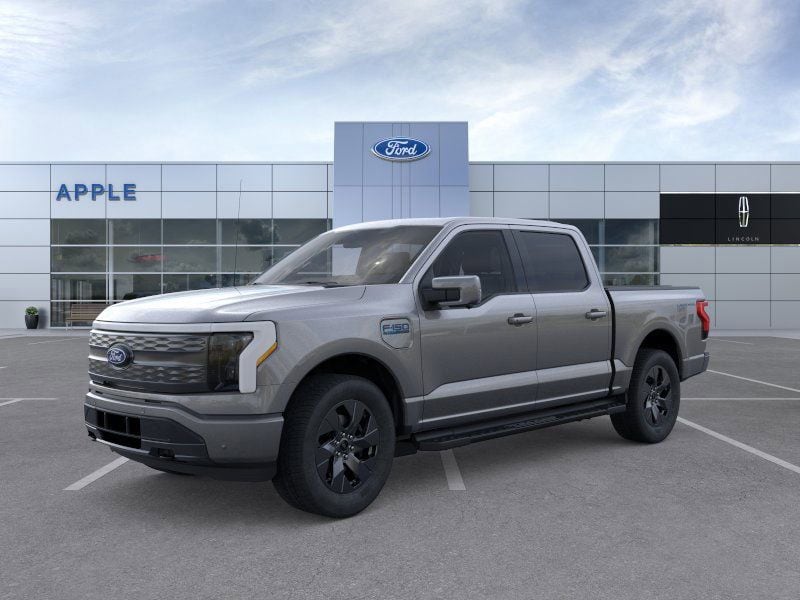 2025 Ford F-150 Lightning Lariat's photo
