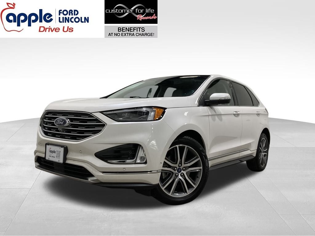 2019 Ford Edge Titanium's photo