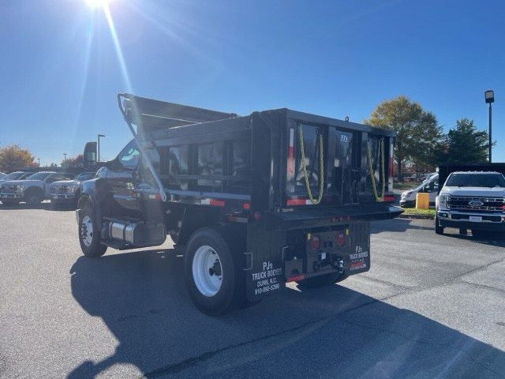 New 2027 Ford F-650SD Base Truck