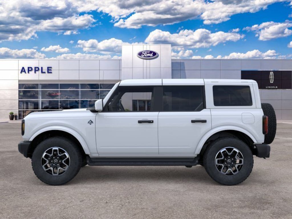 New 2026 Ford Bronco Outer Banks SUV