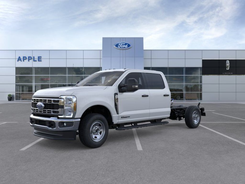 New 2026 Ford F-350SD XL Chassis