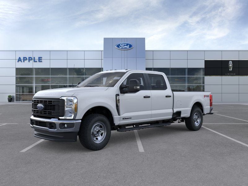 2026 Ford F-350 XL 4x4 Crew Cab 8' Box SRW's photo