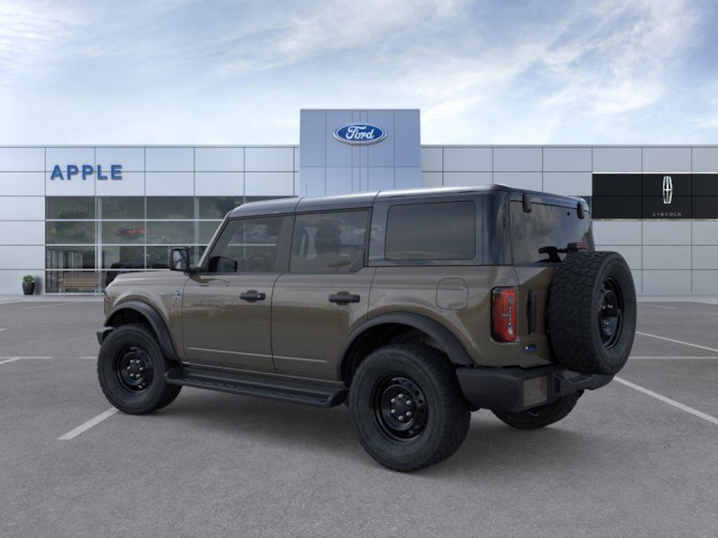 New 2026 Ford Bronco Outer Banks SUV
