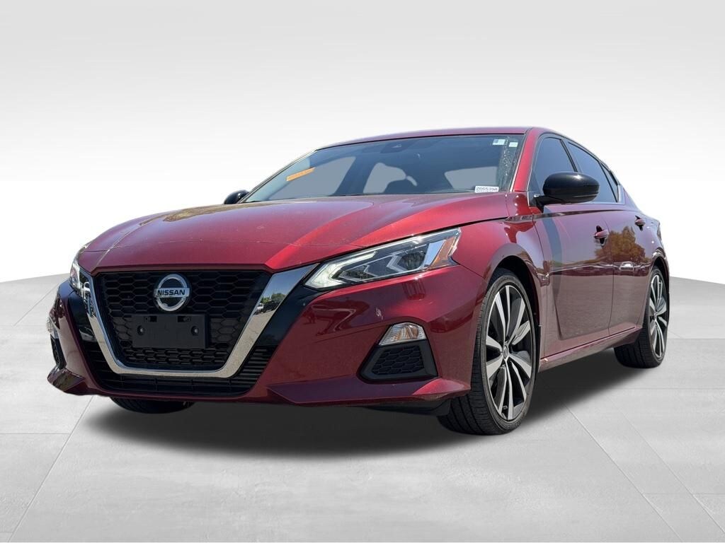 Certified 2022 Nissan Altima 2.0 SR Sedan