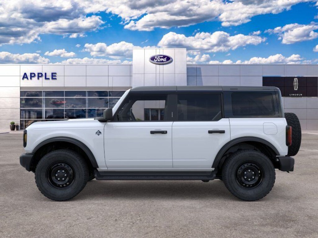 New 2026 Ford Bronco Outer Banks SUV