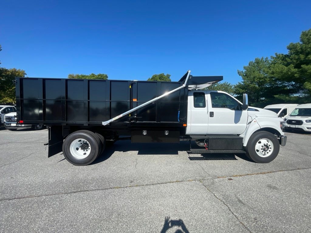 New 2027 Ford F-650SD Base Truck