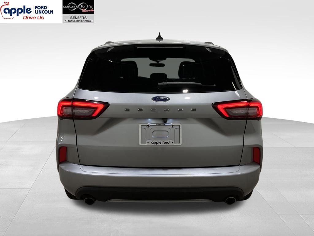 2024 Ford Escape ST-Line's photo