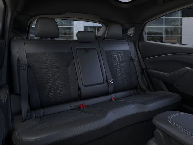 2025 Ford Mustang Mach-E GT - Photo 11