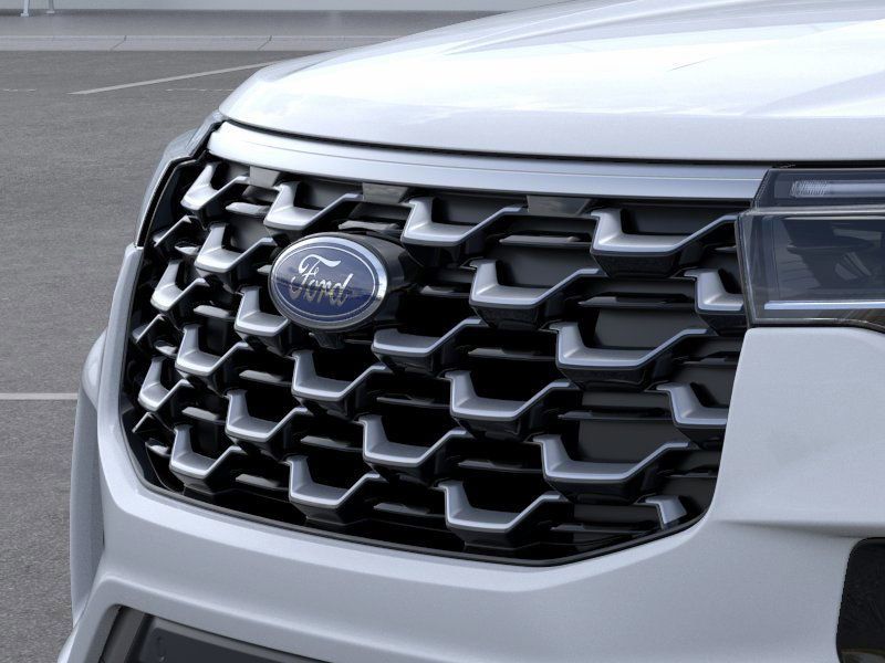 2026 Ford Explorer Platinum - Photo 17