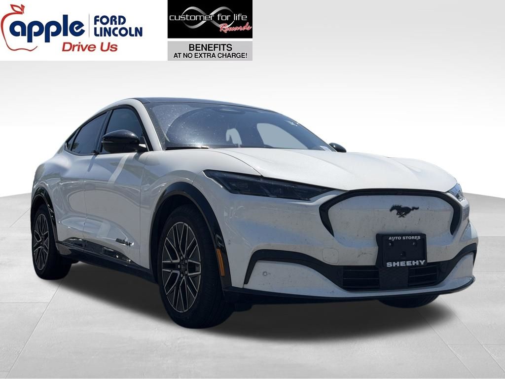 2024 Ford Mustang-Mach-e Premium's photo