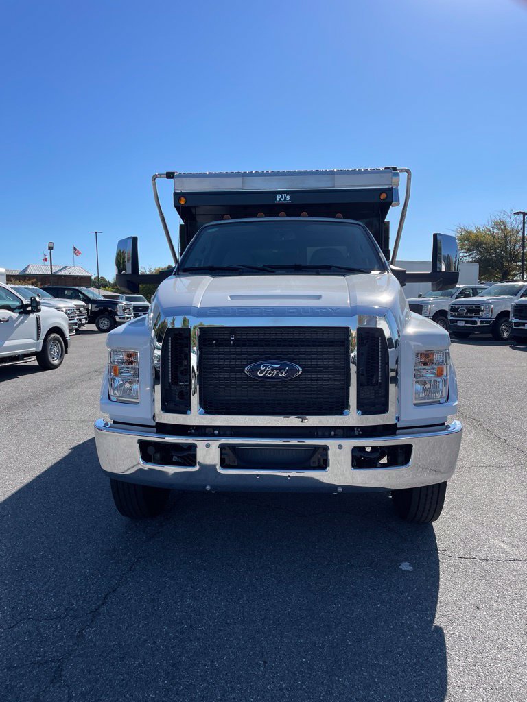 New 2027 Ford F-650SD Base Truck