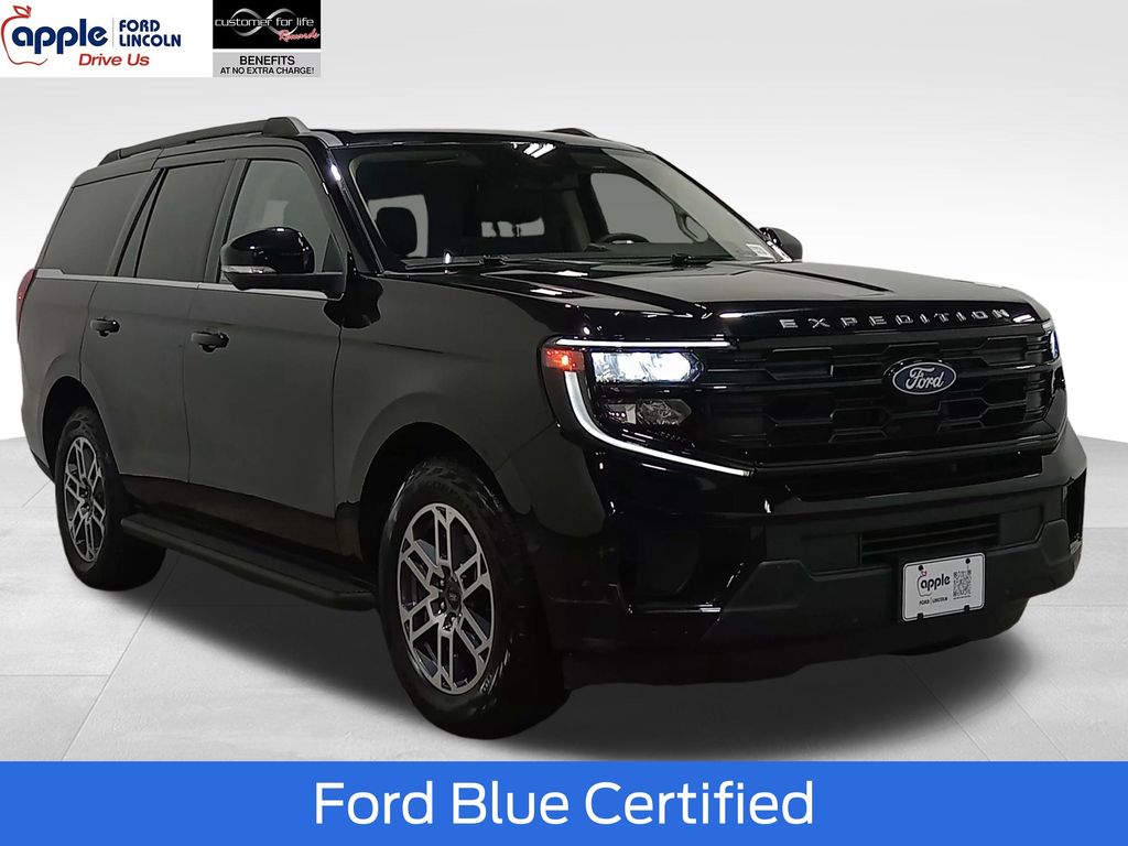 2025 Ford Expedition Active 4x4's photo