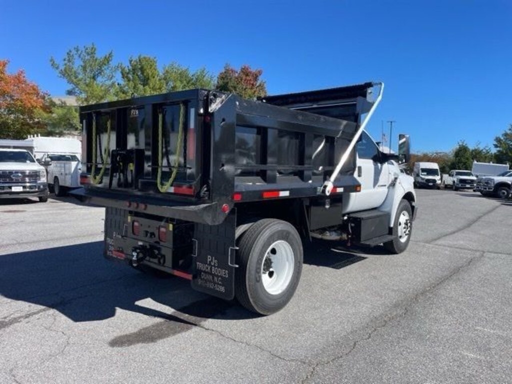 New 2027 Ford F-650SD Base Truck