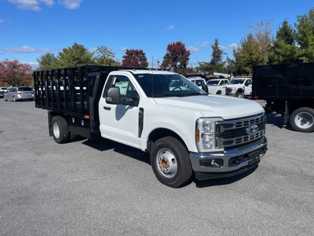 New 2026 Ford F-350SD XL Chassis