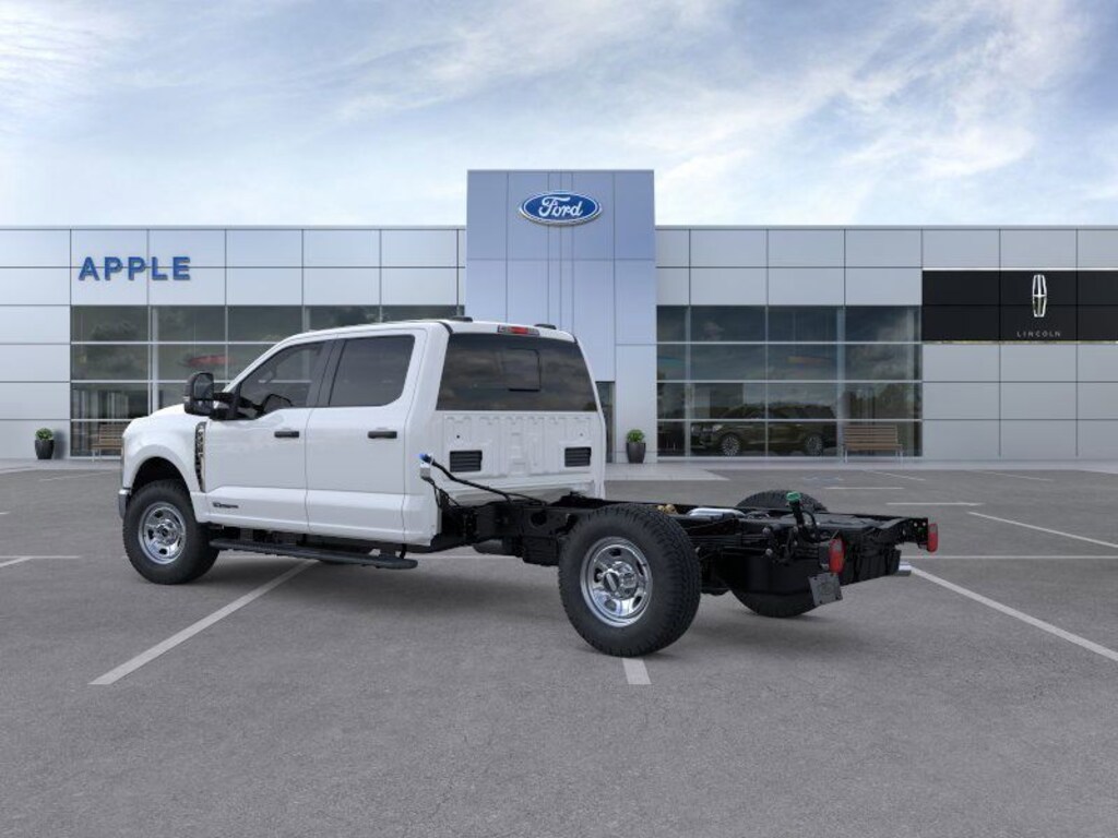 New 2025 Ford F-350SD XL Chassis