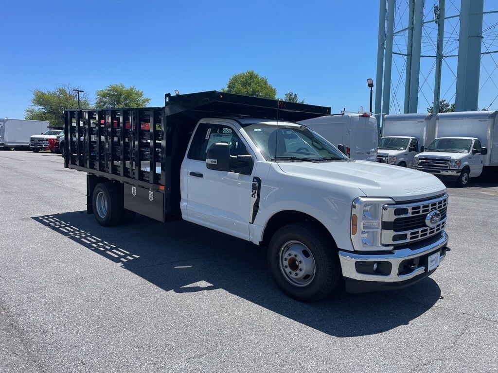 New 2026 Ford F-350SD XL Chassis