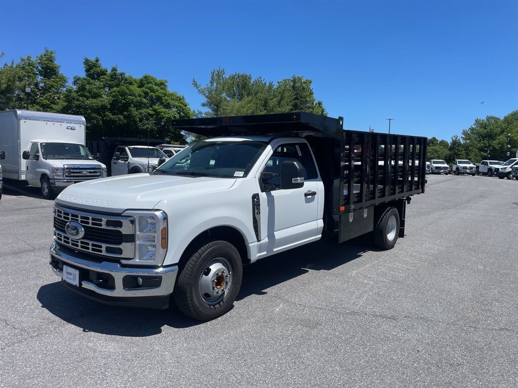 New 2026 Ford F-350SD XL Chassis