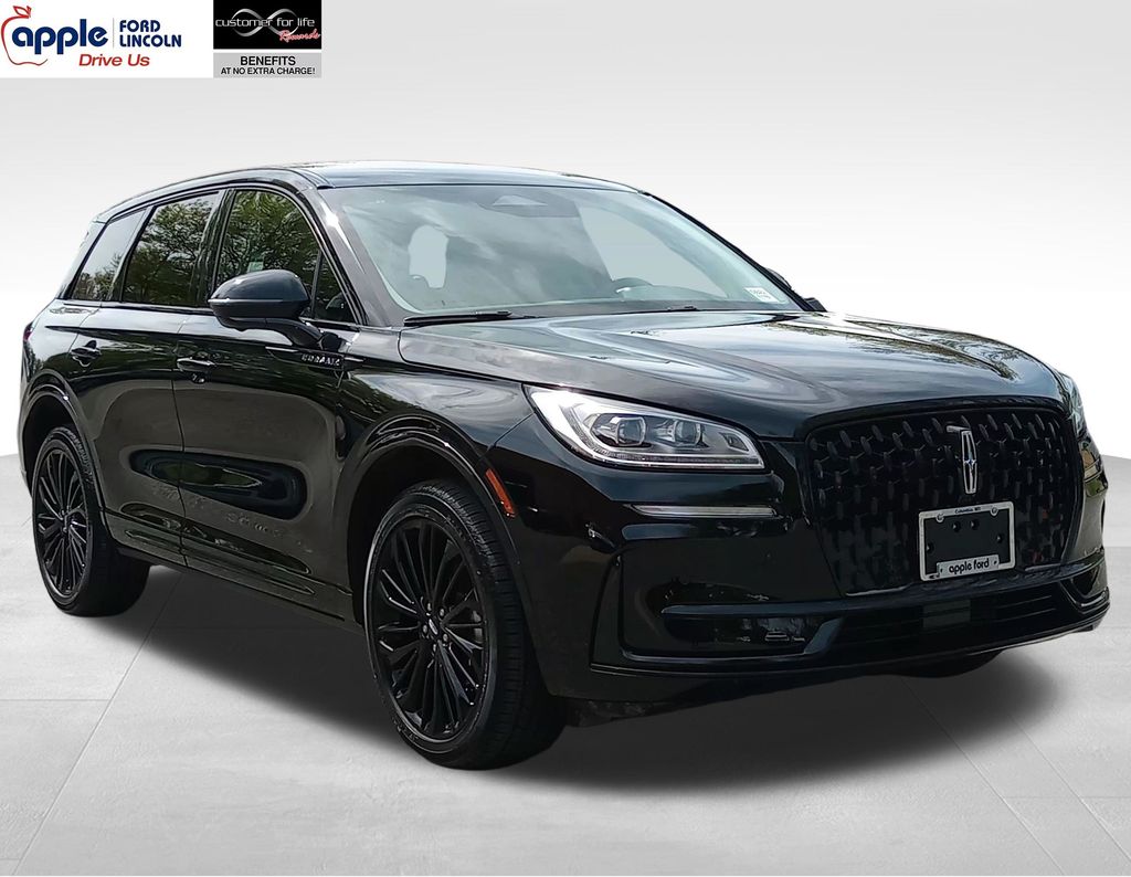 2025 Lincoln Corsair Reserve AWD's photo